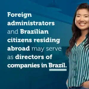 Mulher sorridente representando estrangeiros e brasileiros residindo no exterior, destacando a possibilidade de atuar como diretora de empresas no Brasil.